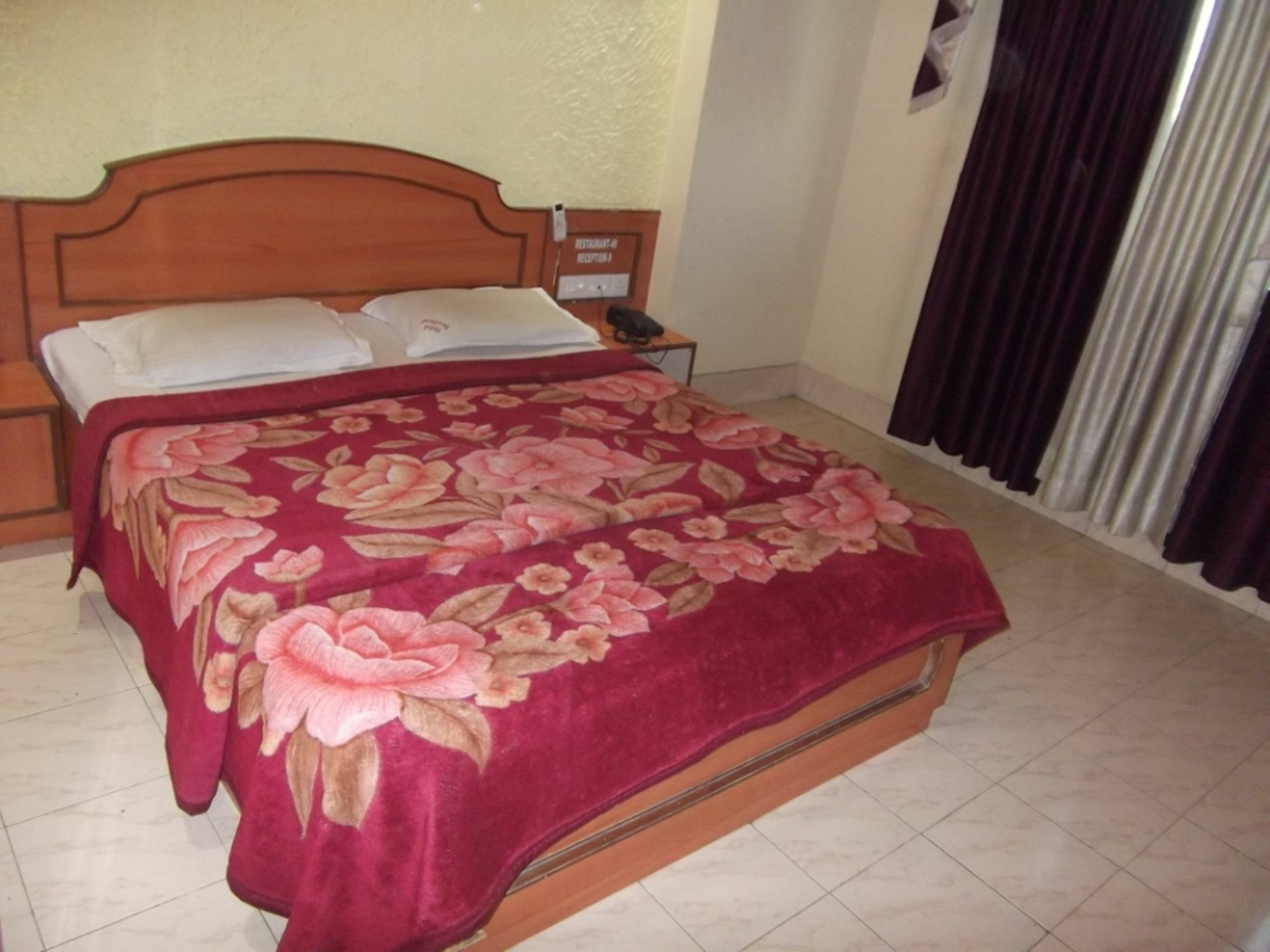 Hotel Ravikant Pune Exterior photo